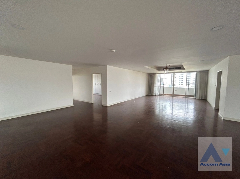  1  3 br Condominium for rent and sale in Sukhumvit ,Bangkok BTS Ekkamai at Oriental Tower AA35175