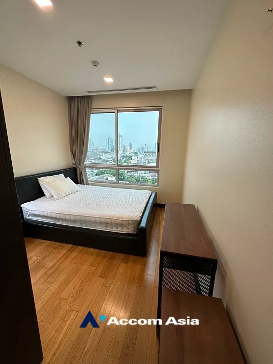 8  3 br Condominium for rent and sale in Sathorn ,Bangkok BRT Thanon Chan at The Lofts Yennakart AA35187
