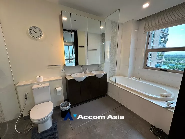 17  3 br Condominium for rent and sale in Sathorn ,Bangkok BRT Thanon Chan at The Lofts Yennakart AA35187