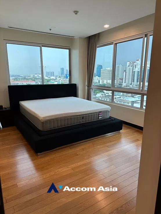 12  3 br Condominium for rent and sale in Sathorn ,Bangkok BRT Thanon Chan at The Lofts Yennakart AA35187