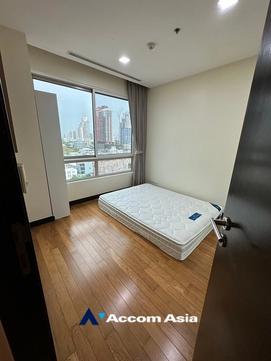 13  3 br Condominium for rent and sale in Sathorn ,Bangkok BRT Thanon Chan at The Lofts Yennakart AA35187