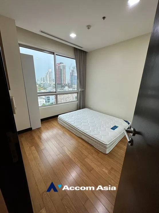 13  3 br Condominium for rent and sale in Sathorn ,Bangkok BRT Thanon Chan at The Lofts Yennakart AA35187