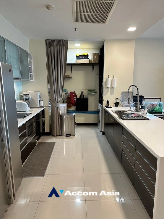 6  3 br Condominium for rent and sale in Sathorn ,Bangkok BRT Thanon Chan at The Lofts Yennakart AA35187