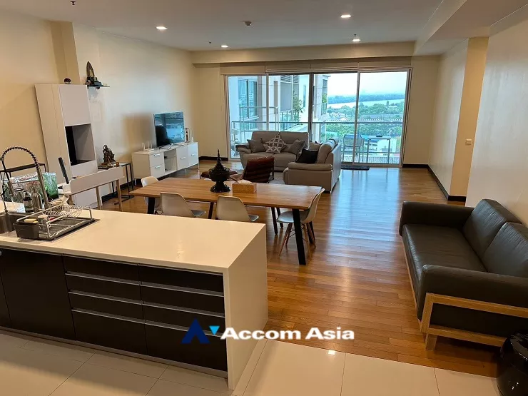  3 Bedrooms  Condominium For Rent & Sale in Sathorn, Bangkok  near BRT Thanon Chan (AA35187)