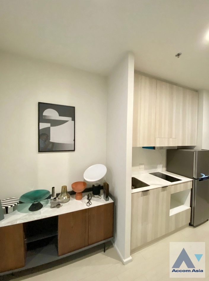  1  1 br Condominium for rent and sale in Ploenchit ,Bangkok BTS Ploenchit at Noble Ploenchit AA35194