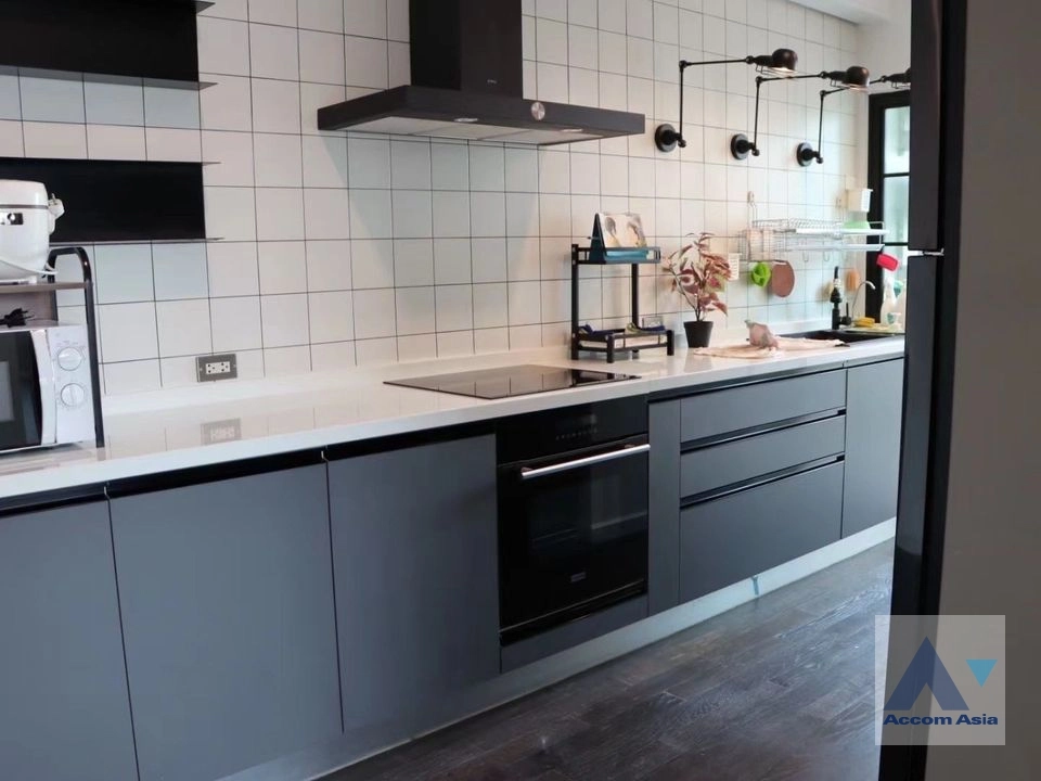  1  3 br Condominium for rent and sale in Sukhumvit ,Bangkok BTS Thong Lo at Top View AA35195