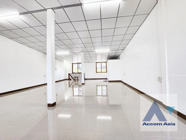 5  Townhouse For Rent in Sukhumvit ,Bangkok BTS Phrom Phong AA35211