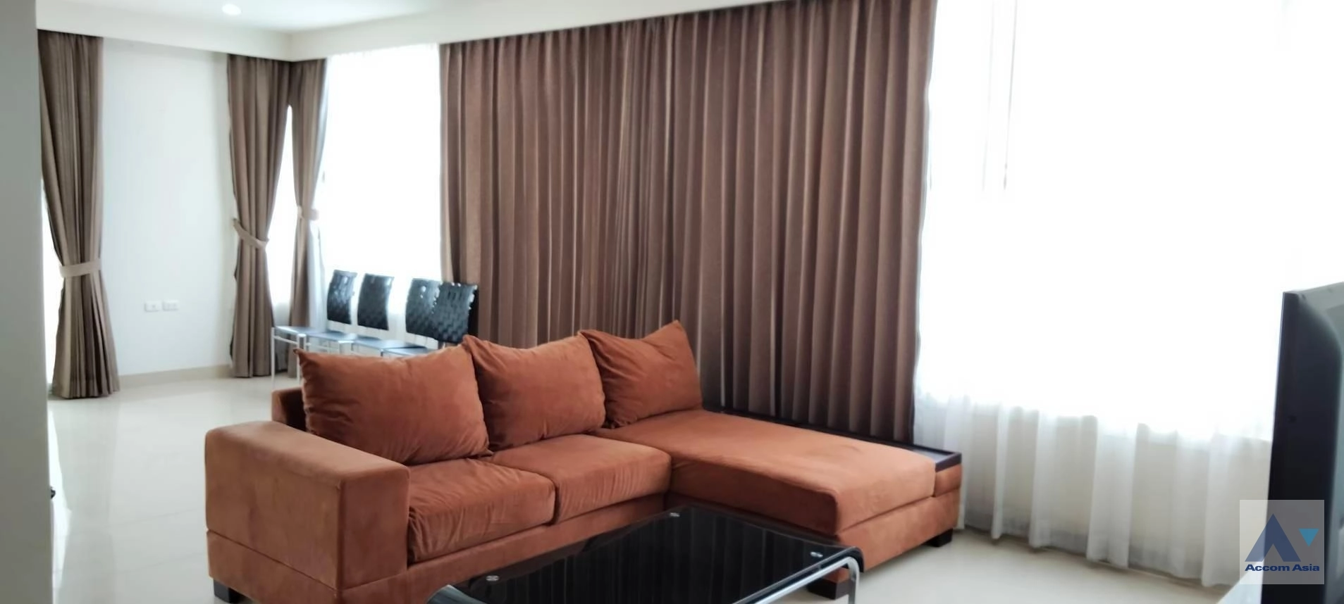  3 Bedrooms  Condominium For Rent in Sukhumvit, Bangkok  near BTS Phrom Phong (AA35224)