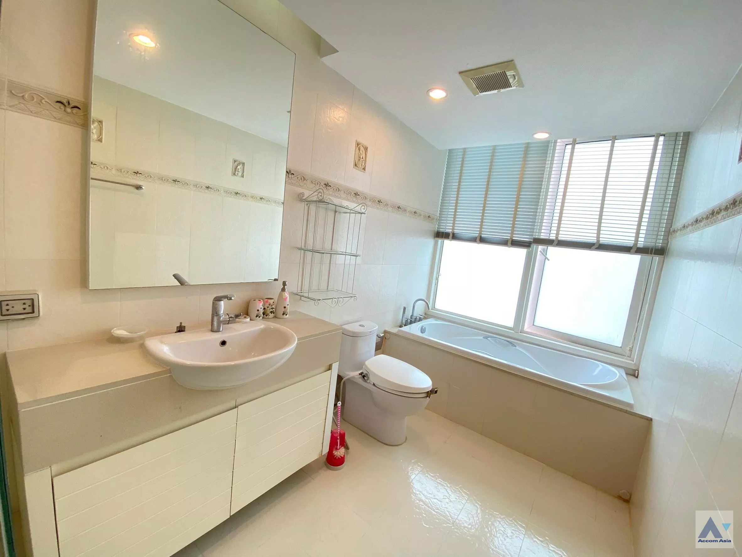 15  3 br Condominium For Rent in Sukhumvit ,Bangkok BTS Phrom Phong at Siri Residence AA35225