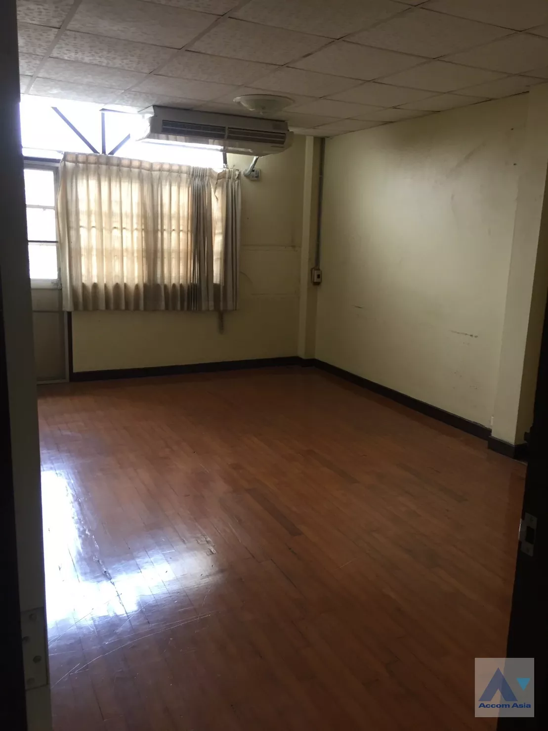9  3 br Townhouse For Rent in sukhumvit ,Bangkok BTS Thong Lo AA35229