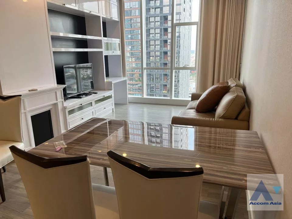  2  2 br Condominium For Rent in Silom ,Bangkok BTS Surasak at The Room Sathorn Pan Road AA35238