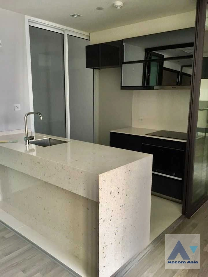  1  2 br Condominium for rent and sale in Silom ,Bangkok BTS Surasak at The Room Sathorn Pan Road AA35238