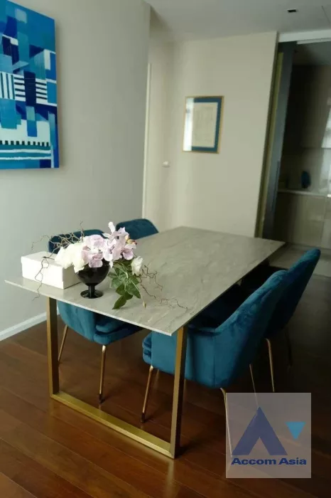  1  2 br Condominium For Sale in Sukhumvit ,Bangkok BTS Phrom Phong at The Diplomat 39 AA35262
