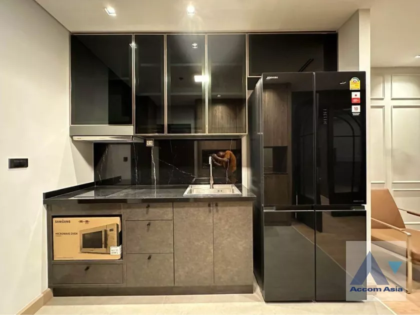 unitNoble REMiX2 condo 