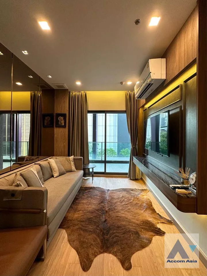 unitNoble REMiX2 condo 