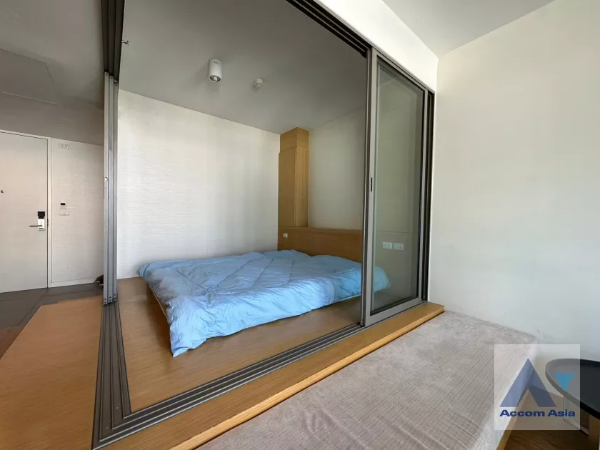 5  1 br Condominium for rent and sale in Silom ,Bangkok BTS Chong Nonsi - MRT Sam Yan at Siamese Surawong AA35296