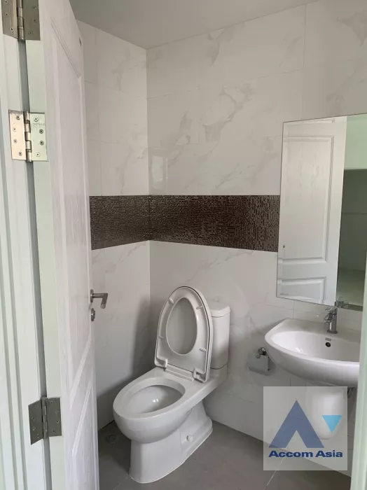 7  Shophouse For Rent in Pattanakarn ,Bangkok BTS On Nut at The Master @ BTS Onnut Pattanakarn AA35304