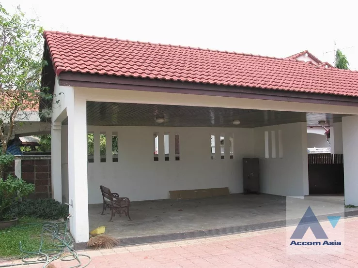 4  4 br House For Rent in  ,Samutprakan BTS Bearing at Moo Baan Ladawan Srinakarin AA35308