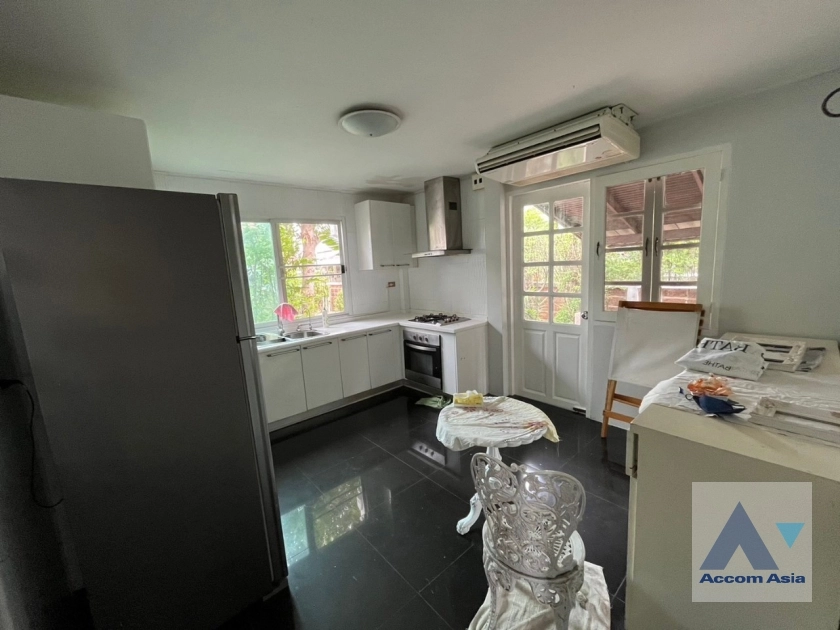 15  4 br House For Rent in Samutprakan ,Samutprakan BTS Bearing at Moo Baan Ladawan Srinakarin AA35308