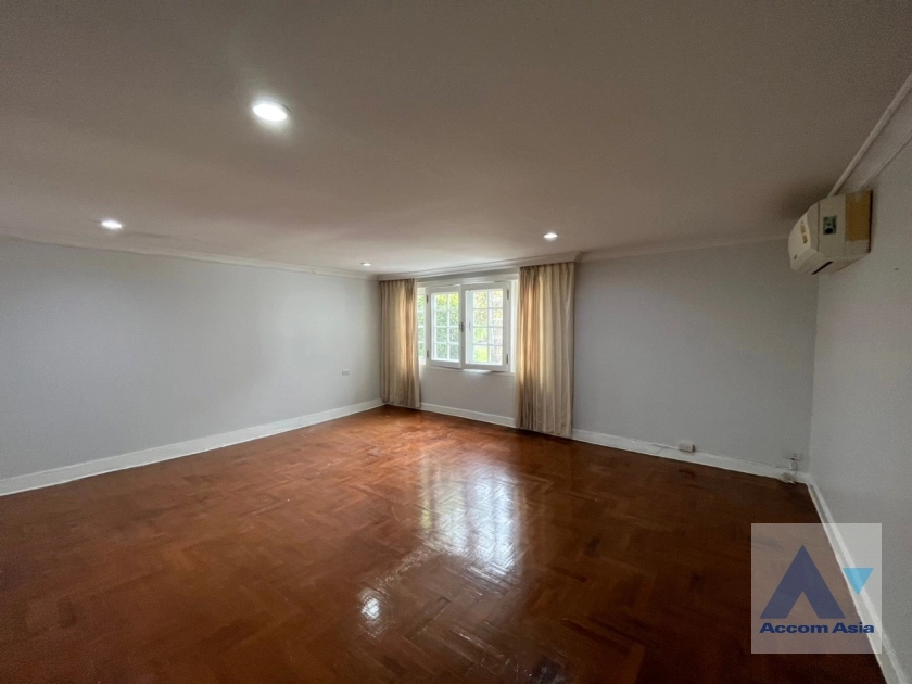 26  4 br House For Rent in Samutprakan ,Samutprakan BTS Bearing at Moo Baan Ladawan Srinakarin AA35308