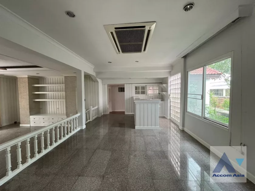 10  4 br House For Rent in  ,Samutprakan BTS Bearing at Moo Baan Ladawan Srinakarin AA35308