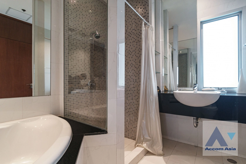 23  3 br Apartment for rent and sale in Ploenchit ,Bangkok BTS Ploenchit at Elegance and Traditional Luxury AA35313