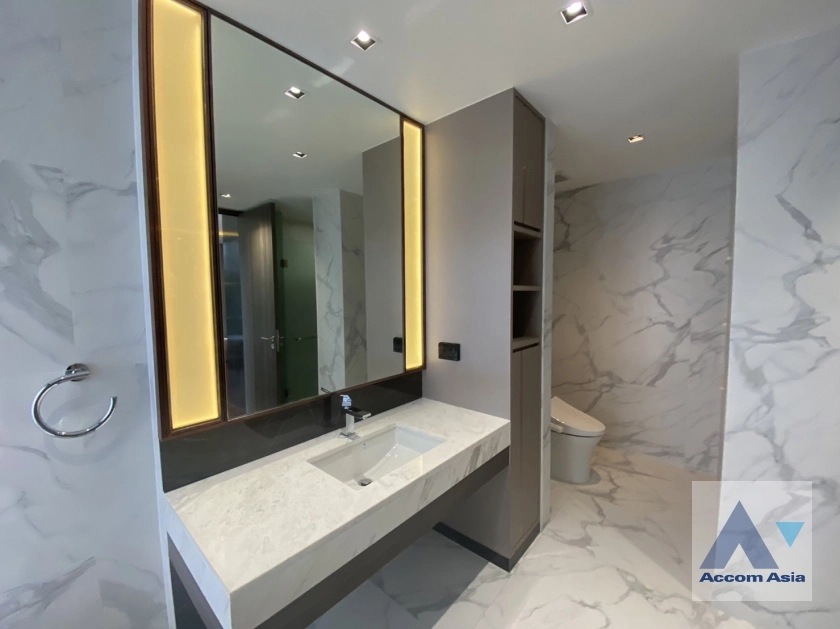 9  3 br Apartment For Rent in Sukhumvit ,Bangkok BTS Phrom Phong at Serene Place with Modern Style AA35314