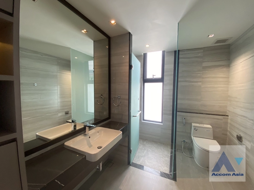 10  3 br Apartment For Rent in Sukhumvit ,Bangkok BTS Phrom Phong at Serene Place with Modern Style AA35314