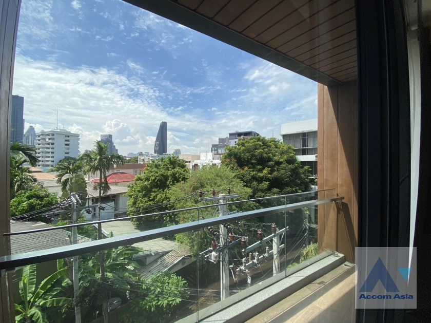 11  3 br Apartment For Rent in Sukhumvit ,Bangkok BTS Phrom Phong at Serene Place with Modern Style AA35314