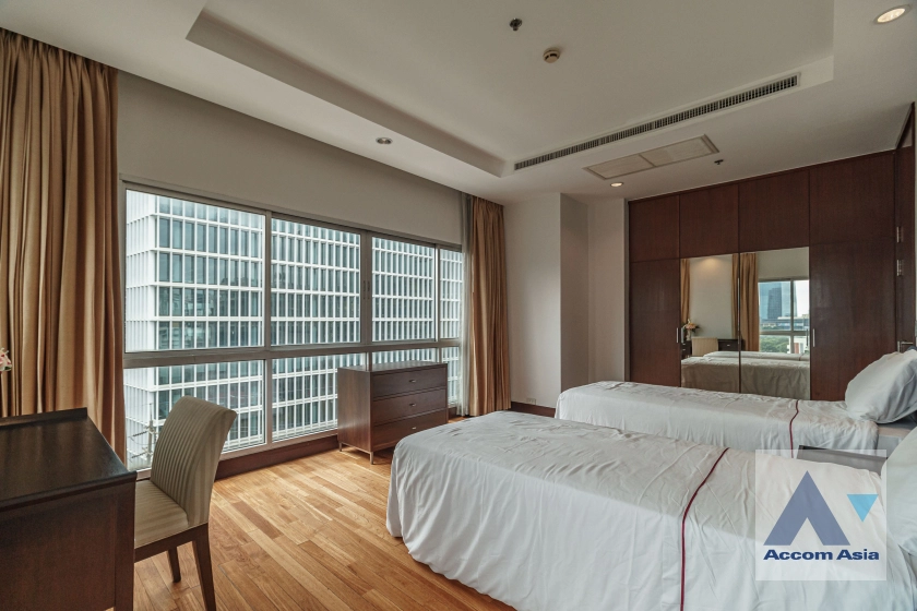 28  3 br Apartment for rent and sale in Ploenchit ,Bangkok BTS Ploenchit at Elegance and Traditional Luxury AA35315