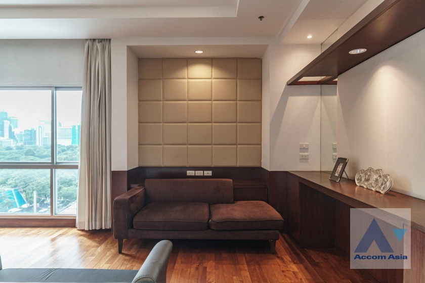 18  3 br Apartment for rent and sale in Ploenchit ,Bangkok BTS Ploenchit at Elegance and Traditional Luxury AA35315