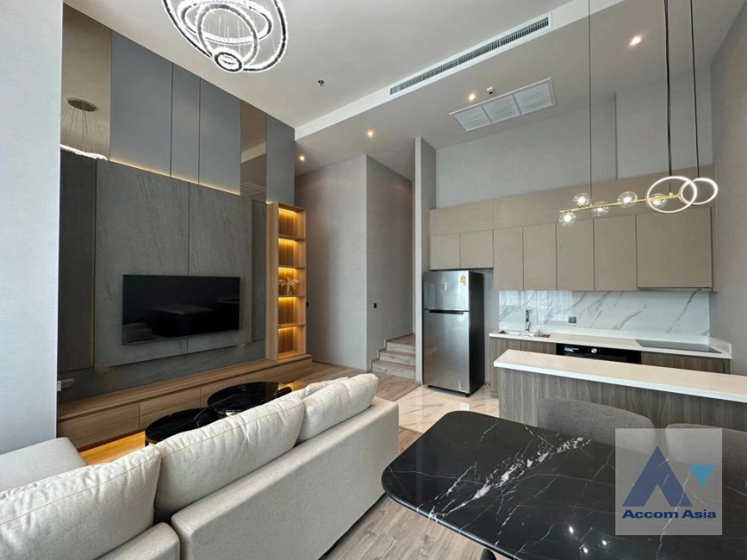 unitRhythm Ekkamai Estate