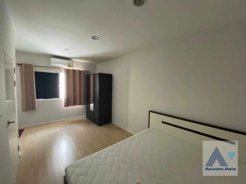 6  3 br House For Sale in Pattanakarn ,Bangkok BTS On Nut at Baan Klang Muang Sukhumvit 77-On Nut 17 AA35321