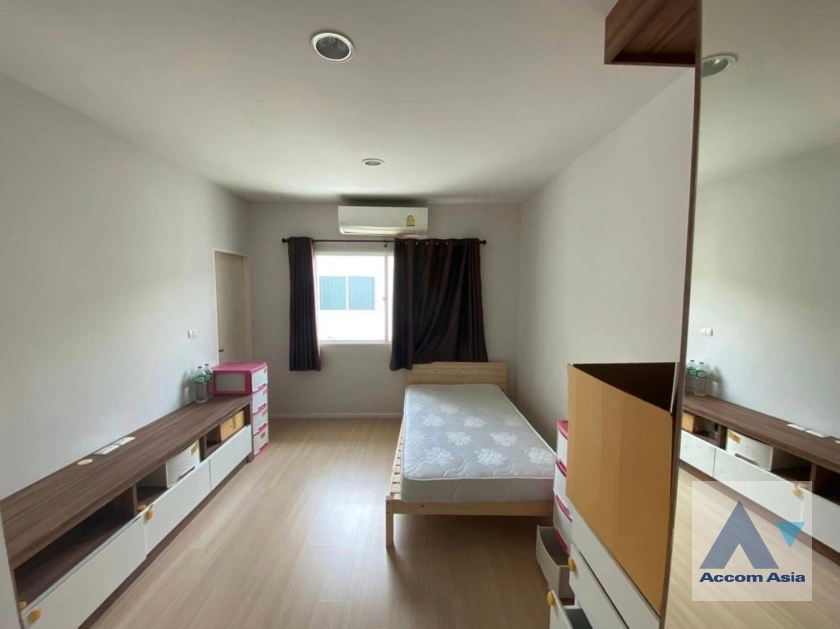 7  3 br House For Sale in Pattanakarn ,Bangkok BTS On Nut at Baan Klang Muang Sukhumvit 77-On Nut 17 AA35321