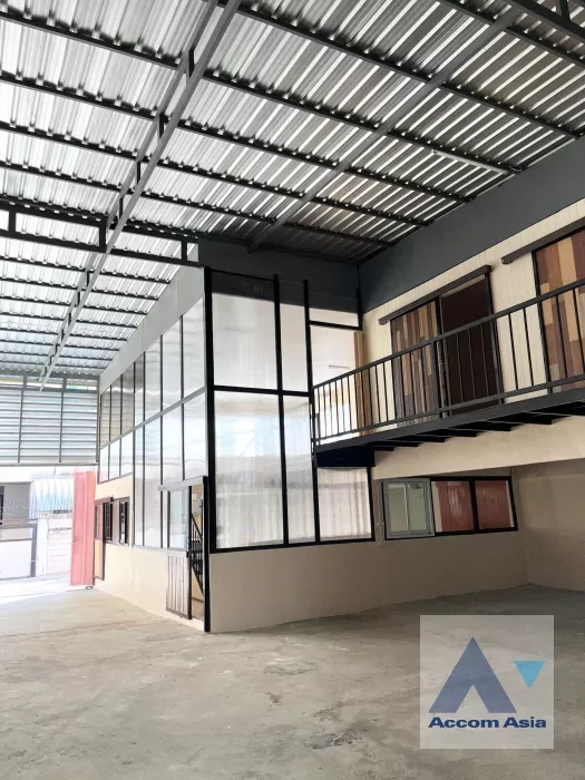 5  Warehouse For Rent in Ratchadaphisek ,Bangkok MRT Rama 9 - MRT Thailand Cultural Center AA35322