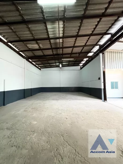 5  Warehouse For Rent in Lat Phrao ,Bangkok  AA35323