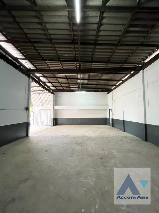 6  Warehouse For Rent in Lat Phrao ,Bangkok  AA35323