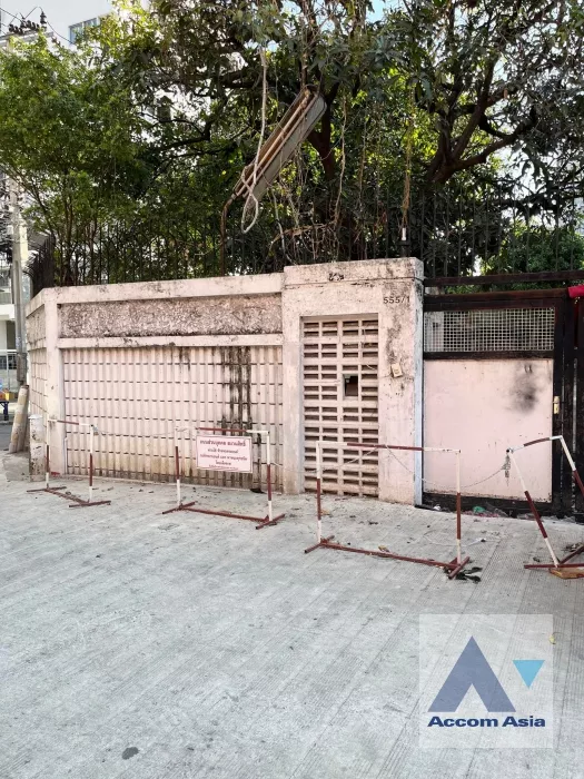 16  Warehouse For Rent in Ratchadaphisek ,Bangkok  AA35324