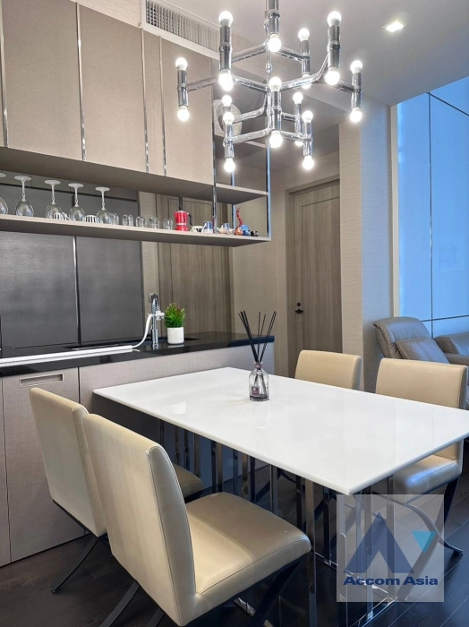 unitDuplex Condo | The XXXIX The Thirty Nine