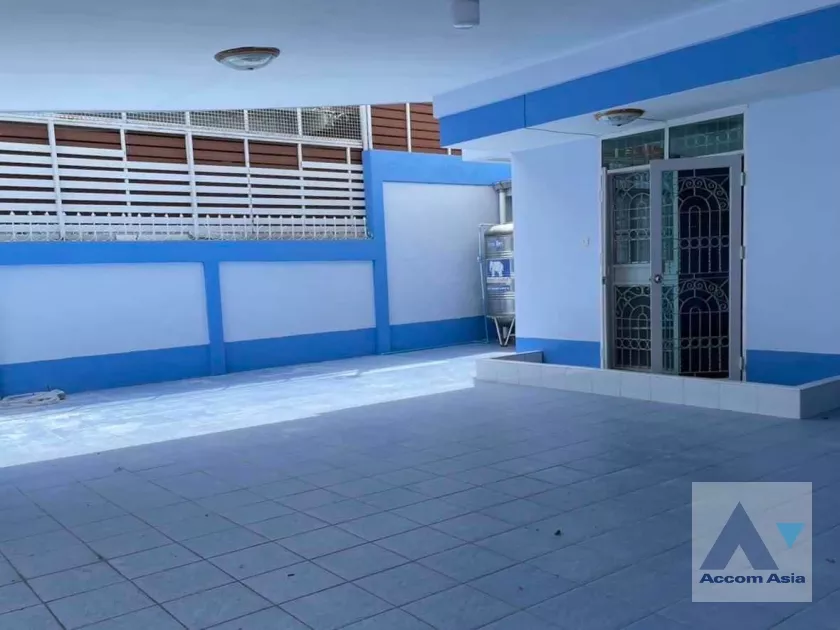  1  3 br House For Rent in Sukhumvit ,Bangkok BTS Punnawithi at Saranchit 2 Village AA35332