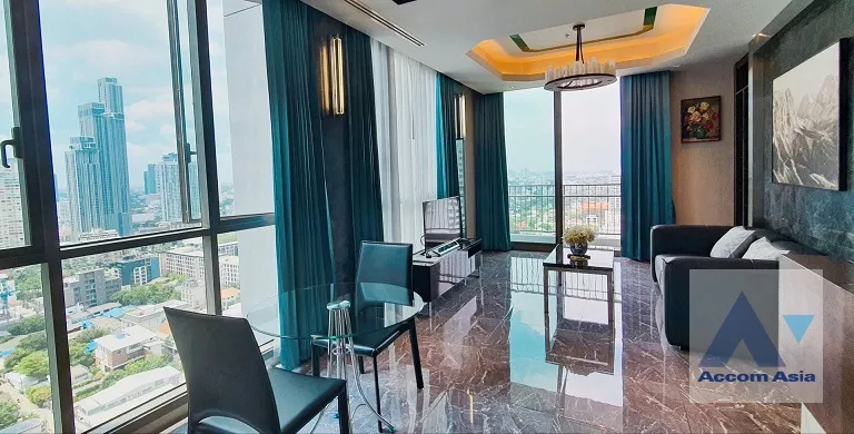 Quattro Thonglor Condominium  2 Bedroom for Sale BTS Thong Lo in Sukhumvit Bangkok