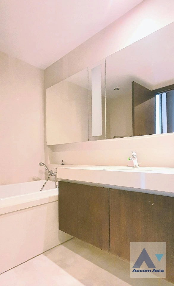 10  2 br Condominium For Sale in Sukhumvit ,Bangkok BTS Thong Lo at Quattro Thonglor AA35343