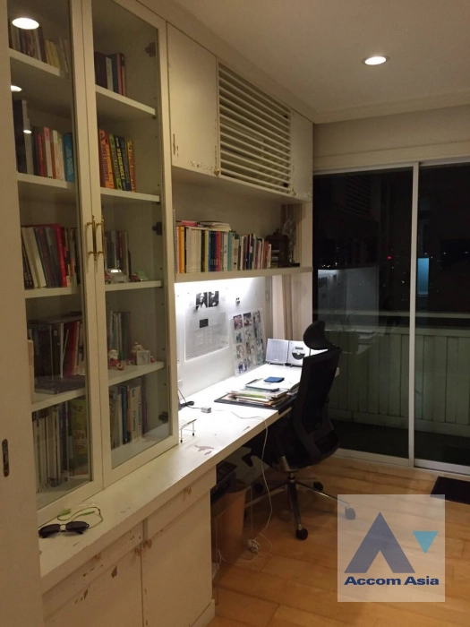 17  2 br Condominium for rent and sale in Silom ,Bangkok BRT Arkhan Songkhro - BTS Saint Louis at Sathorn Suite AA35348