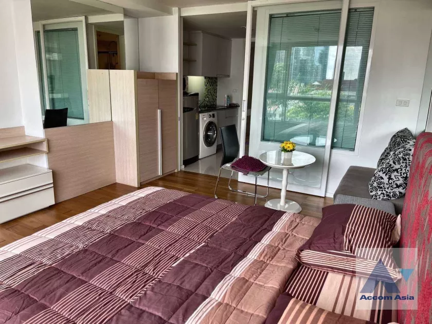  1 Bedroom  Condominium For Rent & Sale in Sukhumvit, Bangkok  near BTS Asok - MRT Sukhumvit (AA35356)