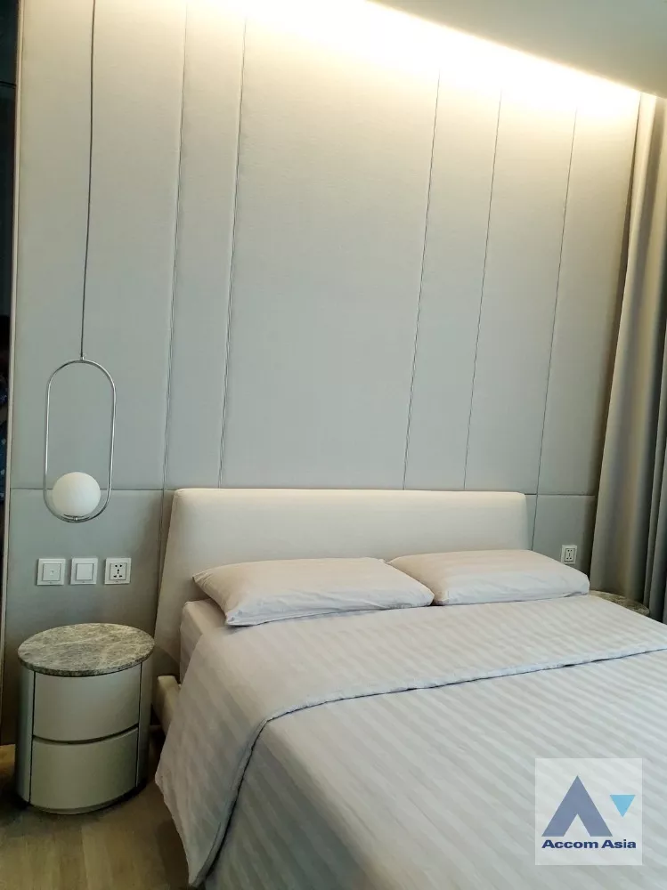 6  1 br Condominium For Sale in Sathorn ,Bangkok BTS Saint Louis at The Room Sathorn St Louis AA35358