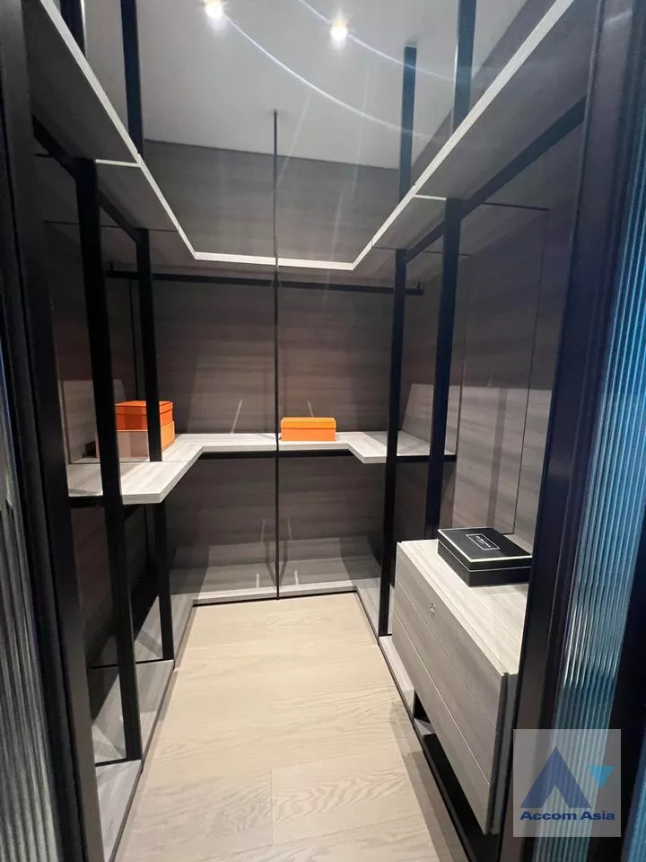 6  1 br Condominium For Rent in Ploenchit ,Bangkok BTS Chitlom at Scope Langsuan AA35365