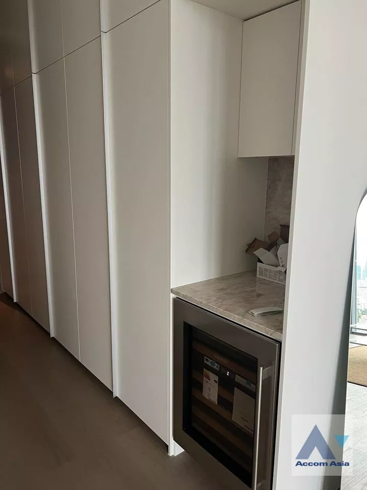 4  1 br Condominium For Rent in Ploenchit ,Bangkok BTS Chitlom at Scope Langsuan AA35365