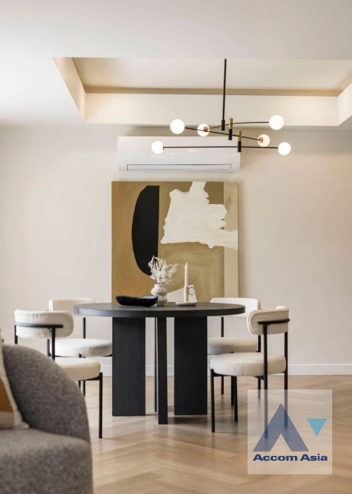 6  3 br House for rent and sale in Sukhumvit ,Bangkok BTS Phra khanong AA35371