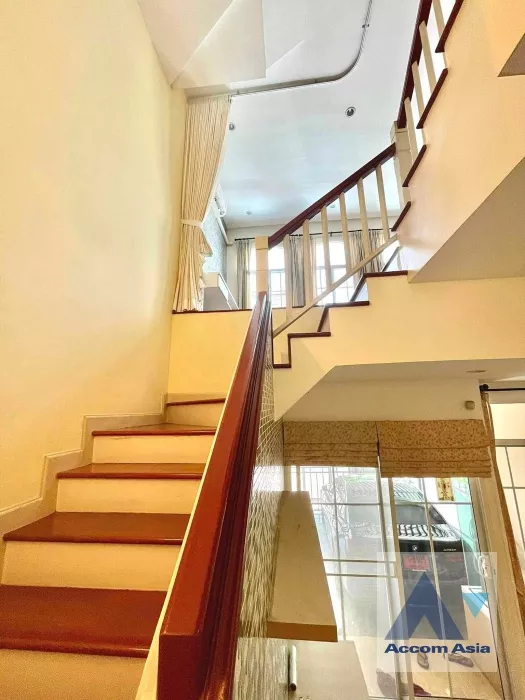 4  3 br Townhouse For Rent in Pattanakarn ,Bangkok ARL Hua Mak at The Metro Rama 9 AA35375