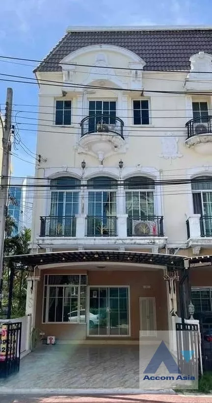  The Metro Rama 9 Townhouse  3 Bedroom for Rent ARL Hua Mak in Pattanakarn Bangkok